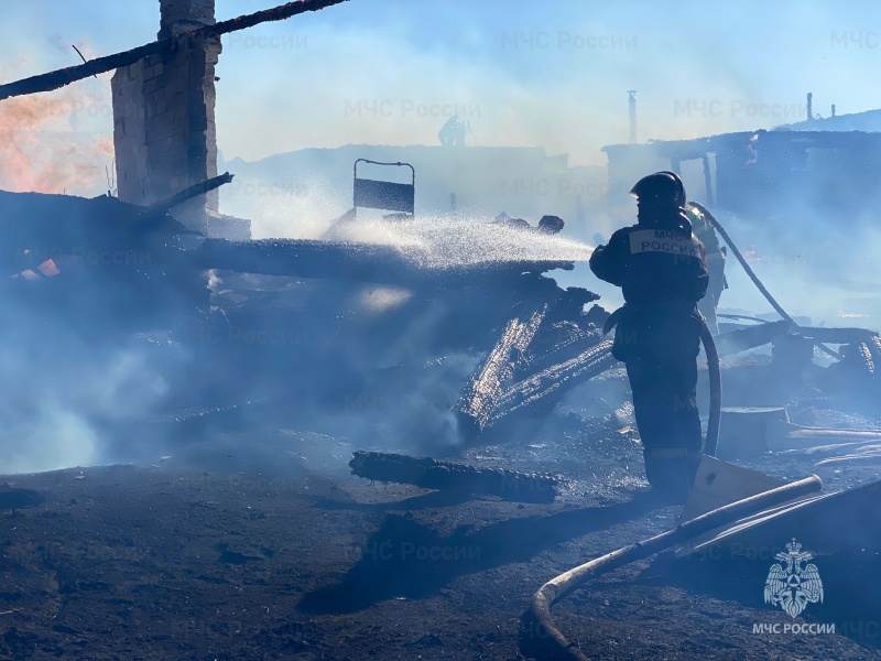 Огнеборцы локализовали возгорание жилого дома в Черновском районе Читы